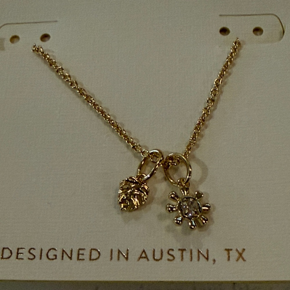 Kendra Scott Gold Leigh Charm Necklace/NWT - Picture 5 of 8